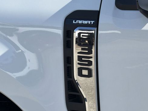 New 2025 Ford F350 Lariat w/ Lariat Ultimate Package image 46
