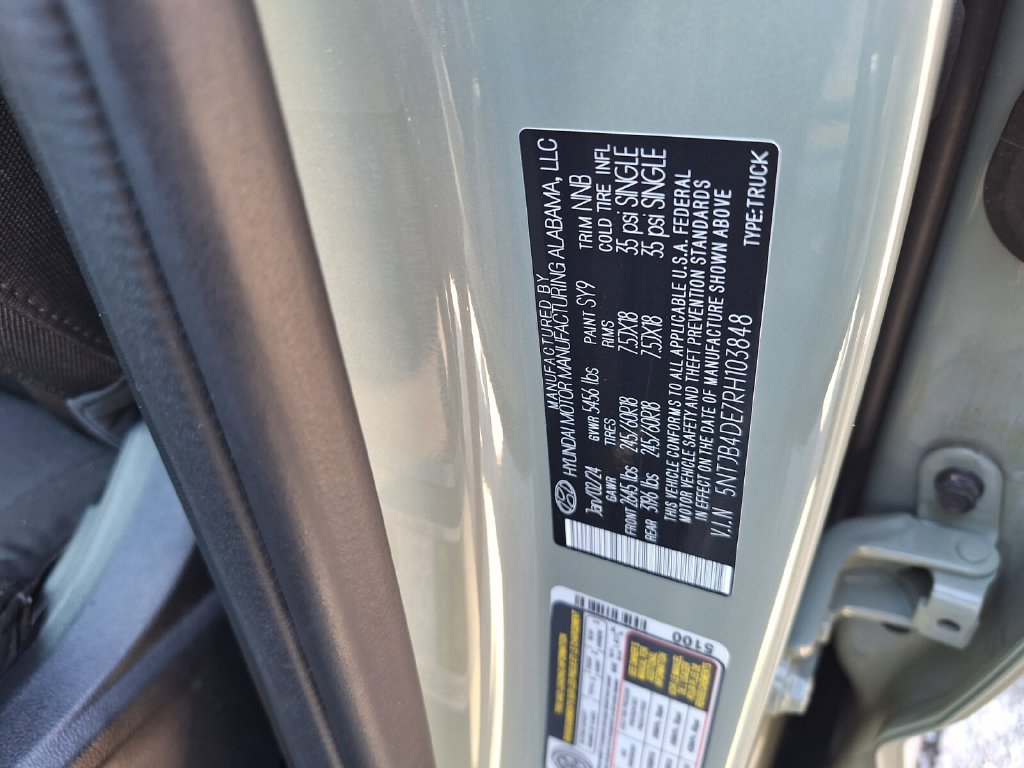 Used 2024 Hyundai Santa Cruz SEL FWD image 33
