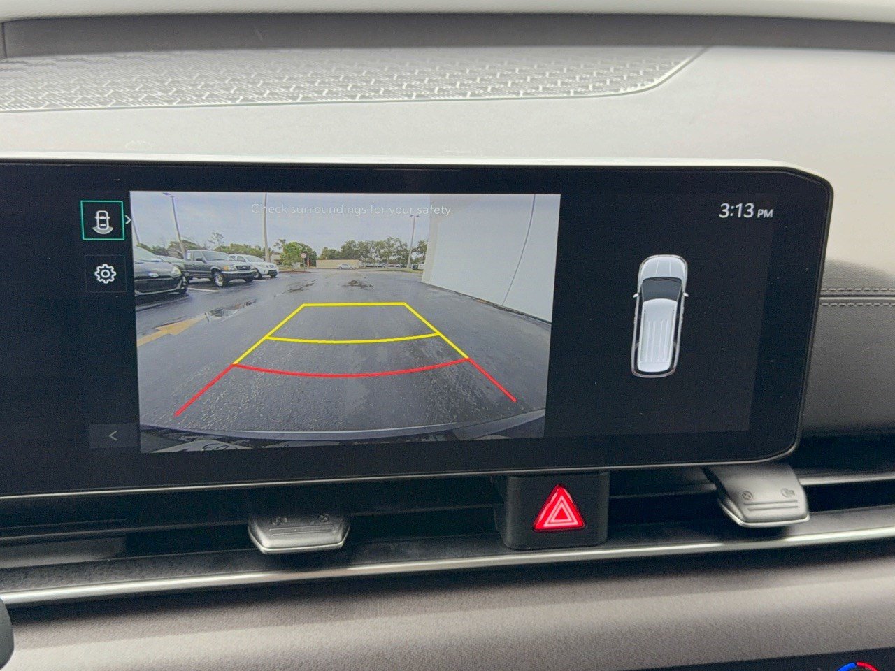 Used 2025 Kia Carnival EX FWD image 24