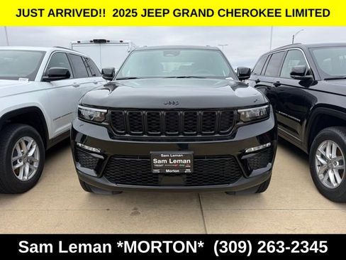 New 2025 Jeep Grand Cherokee Limited w/ Black Appearance Package image 2