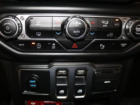 Used 2019 Jeep Wrangler Rubicon image 54