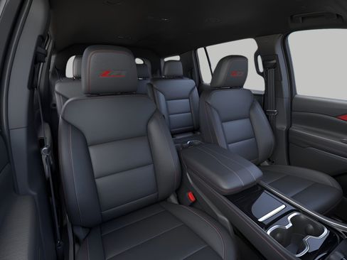 New 2026 Chevrolet Traverse Z71 w/ Driver Confidence Package image 16