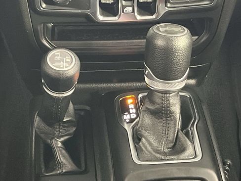 Used 2023 Jeep Wrangler Unlimited w/ 8.4" Radio Group AWD/4WD image 23