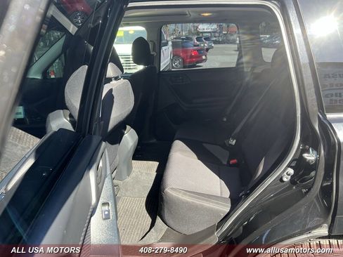 Used 2018 Subaru Forester 2.5i Premium image 26