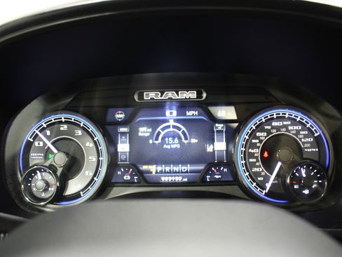 Used 2021 RAM 1500 Limited AWD/4WD image 13