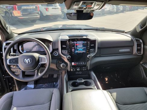 Used 2025 RAM 1500 Big Horn RWD image 16