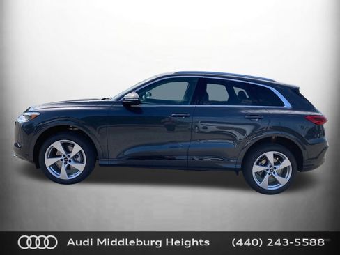 Used 2025 Audi Q5 Premium Plus w/ Premium Plus image 10