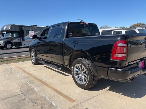 Used 2022 RAM 1500 Laramie w/ Sport Appearance Package image 9