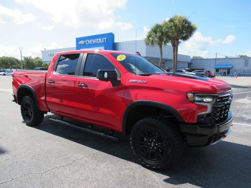 Used 2022 Chevrolet Silverado 1500 ZR2 AWD/4WD image 5