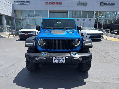 Used 2024 Jeep Wrangler Unlimited Rubicon 4xe AWD/4WD image 2