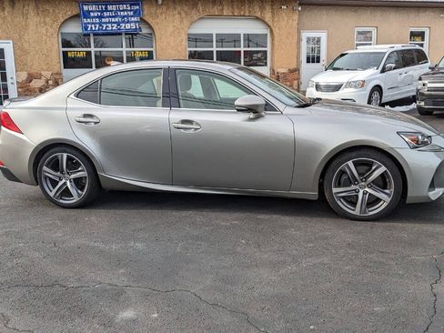 Used 2018 Lexus IS 300 AWD w/ Comfort Package image 7