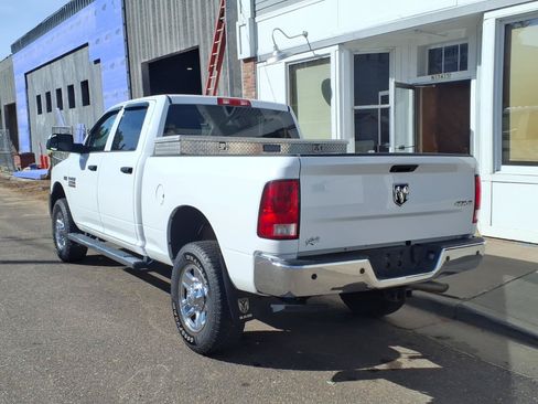 Used 2017 RAM 2500 Tradesman w/ Chrome Appearance Group AWD/4WD image 8
