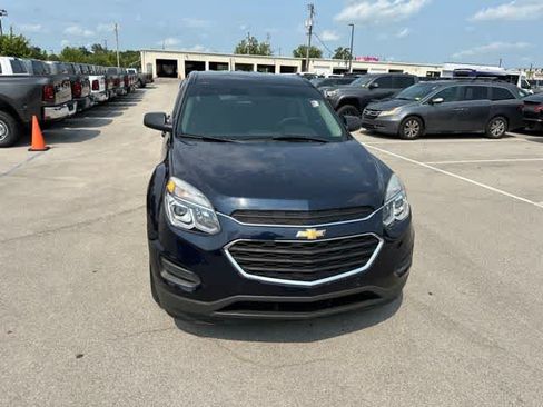 Used 2017 Chevrolet Equinox LS FWD image 24