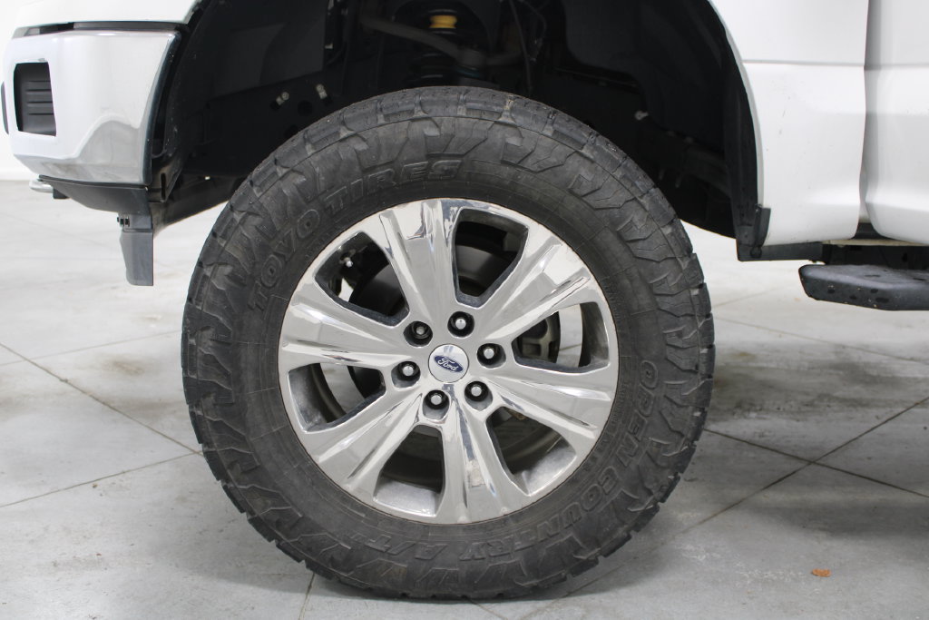 Used 2019 Ford F150 XLT w/ Equipment Group 302A Luxury AWD/4WD image 40