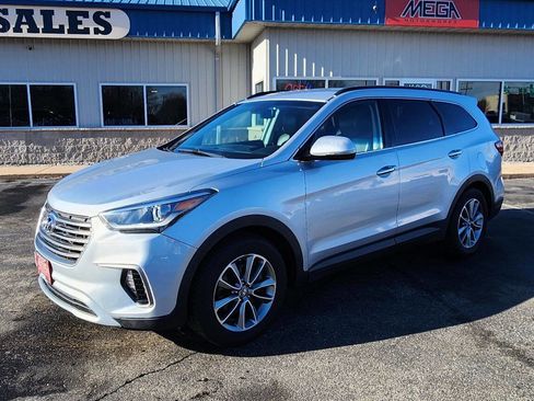 Used 2017 Hyundai Santa Fe SE w/ SE Premium Package 02 image 4