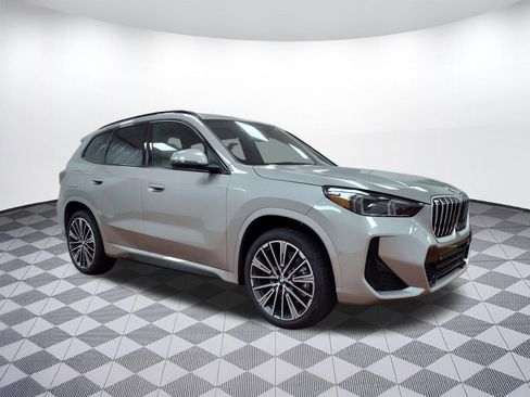 Used 2025 BMW X1 xDrive28i w/ Premium Package AWD/4WD image 7