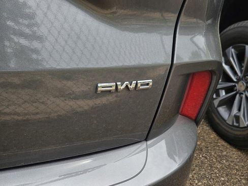 Used 2024 Ford Escape ST-Line image 8