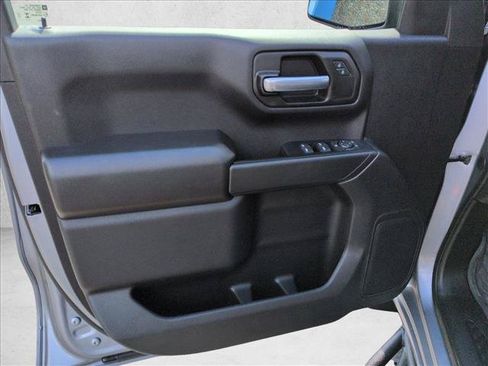 Used 2025 Chevrolet Silverado 1500 Custom Trail Boss AWD/4WD image 12