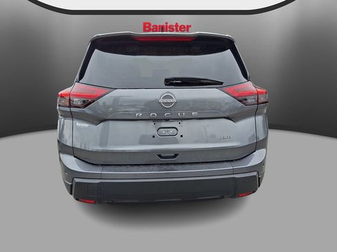 Used 2024 Nissan Rogue S AWD/4WD image 5