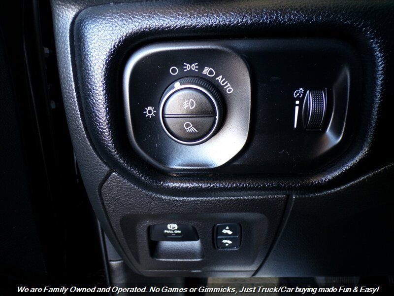 Used 2021 RAM 1500 Big Horn AWD/4WD image 42