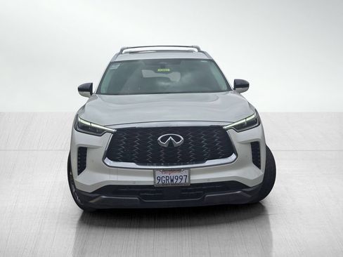 Used 2023 INFINITI QX60 Sensory w/ Cargo Package AWD/4WD image 2