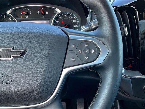 Used 2023 Chevrolet Traverse RS image 13