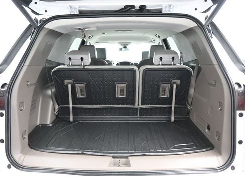 Used 2020 Chevrolet Traverse Premier w/ LPO, Floor Liner Package FWD image 64