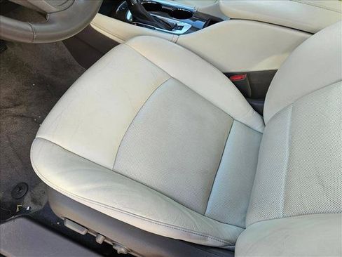 Used 2024 Chevrolet Malibu LT FWD image 15
