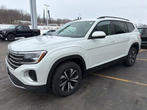 New 2026 Volkswagen Atlas SE AWD/4WD image 3