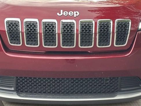 Used 2019 Jeep Cherokee Limited FWD image 27