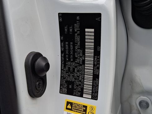 Used 2019 Toyota Highlander XLE image 21