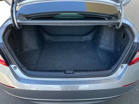Used 2021 Honda Accord LX image 23