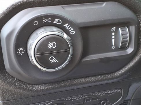 New 2026 Jeep Gladiator Sport image 15