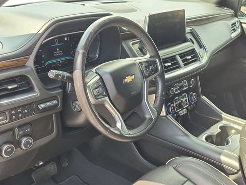 Used 2023 Chevrolet Tahoe Premier RWD image 11