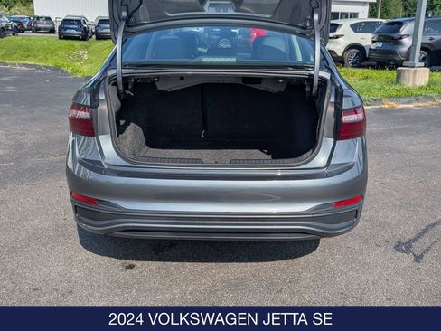 Certified 2024 Volkswagen Jetta SE FWD image 28