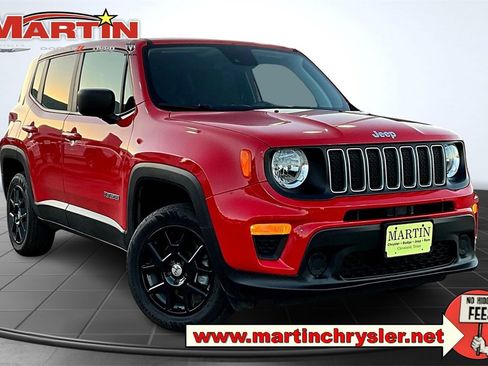 Used 2023 Jeep Renegade Latitude image 1