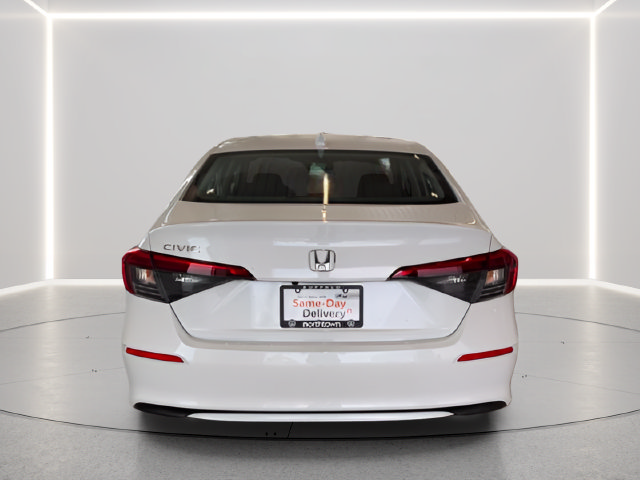Used 2023 Honda Civic EX image 4