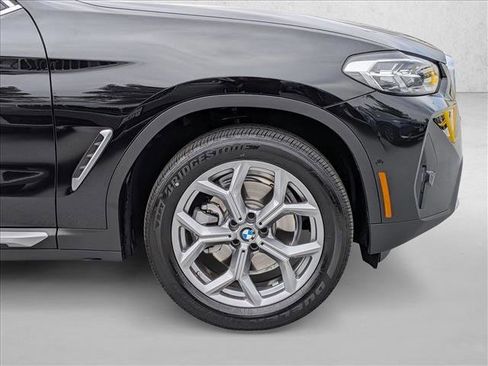 Used 2025 BMW X4 xDrive30i AWD/4WD image 25