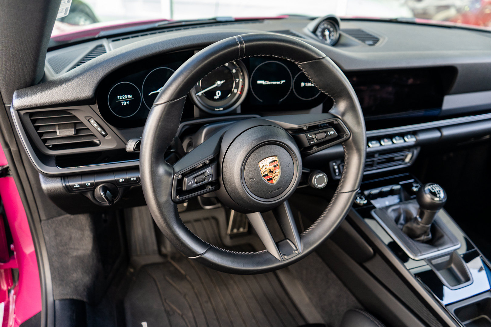 Used 2024 Porsche 911 Carrera T RWD image 16
