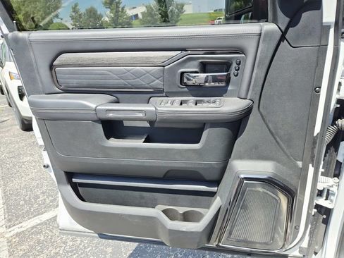 Used 2026 RAM 2500 Limited AWD/4WD image 20