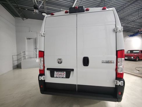Used 2023 RAM ProMaster 2500 FWD image 6