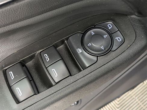 Used 2021 Chevrolet Equinox LT image 13