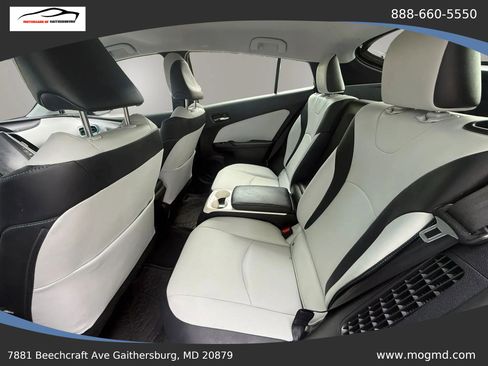 Used 2017 Toyota Prius Prime Premium FWD image 20