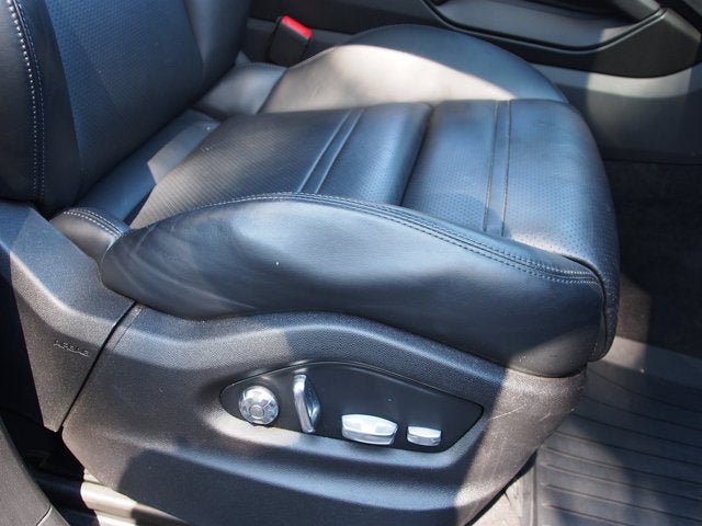 Used 2021 Porsche Cayenne AWD/4WD image 12