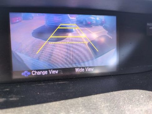 Used 2015 Honda CR-V LX image 9