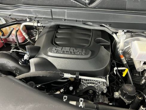 Used 2024 RAM 2500 Big Horn w/ Bed Utility Group image 34