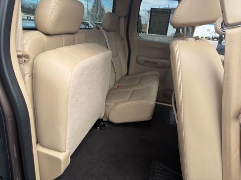 Used 2008 Chevrolet Silverado 1500 LT w/ Towing Package image 21