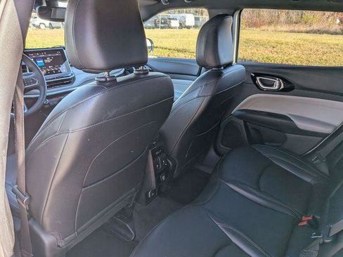 Certified 2023 Jeep Compass Limited image 25