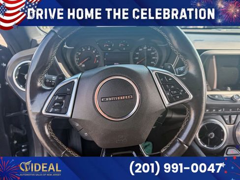 Used 2021 Chevrolet Camaro LT w/ Technology Package RWD image 10
