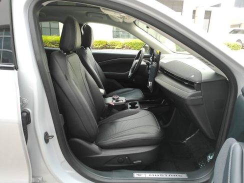 Used 2023 Ford Mustang Mach-E Premium AWD/4WD image 19